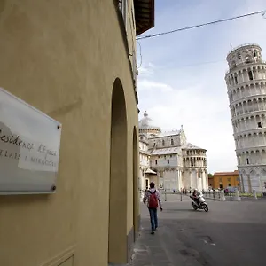 بيت ضيافة Residenza D'epoca Relais I Miracoli, بيزا